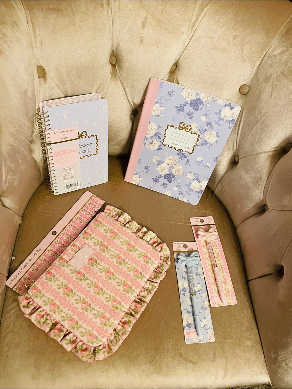 Bundle Loveshackfancy x Target Planner, case, composition & Pen